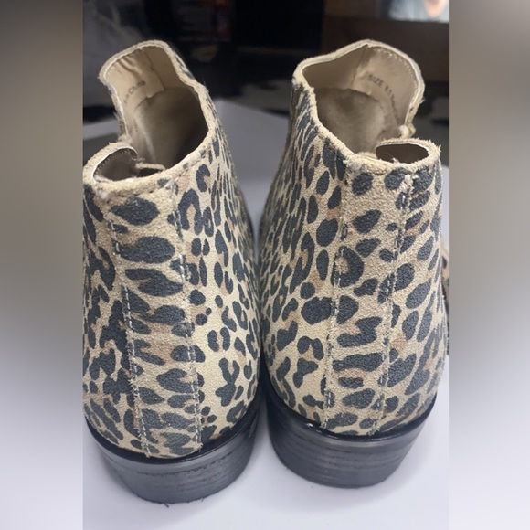 Dolce Vita Women’s Size 8.5 Leopard Ankle Boots Zip Closure Block Heel - Picture 5 of 10